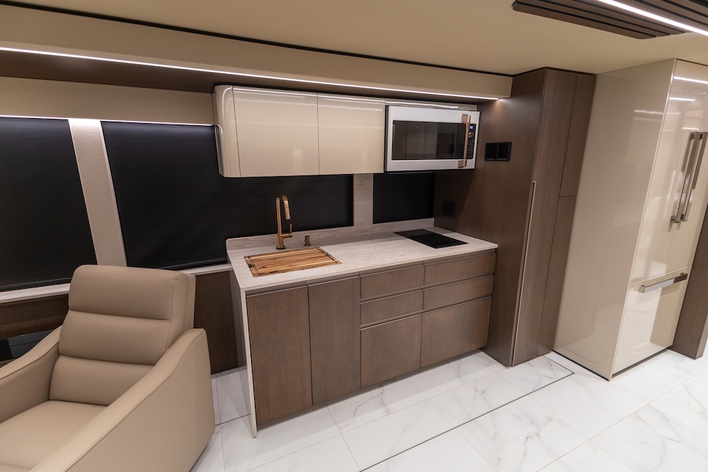 2027 Prevost Loki H3-45 For Sale