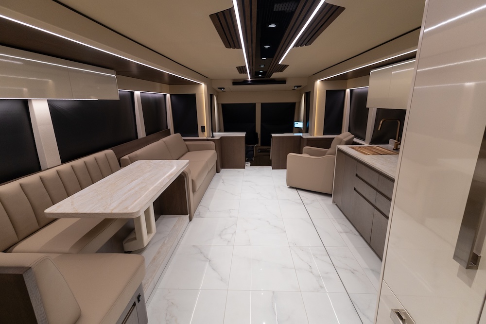 2027 Prevost Loki H3-45 For Sale