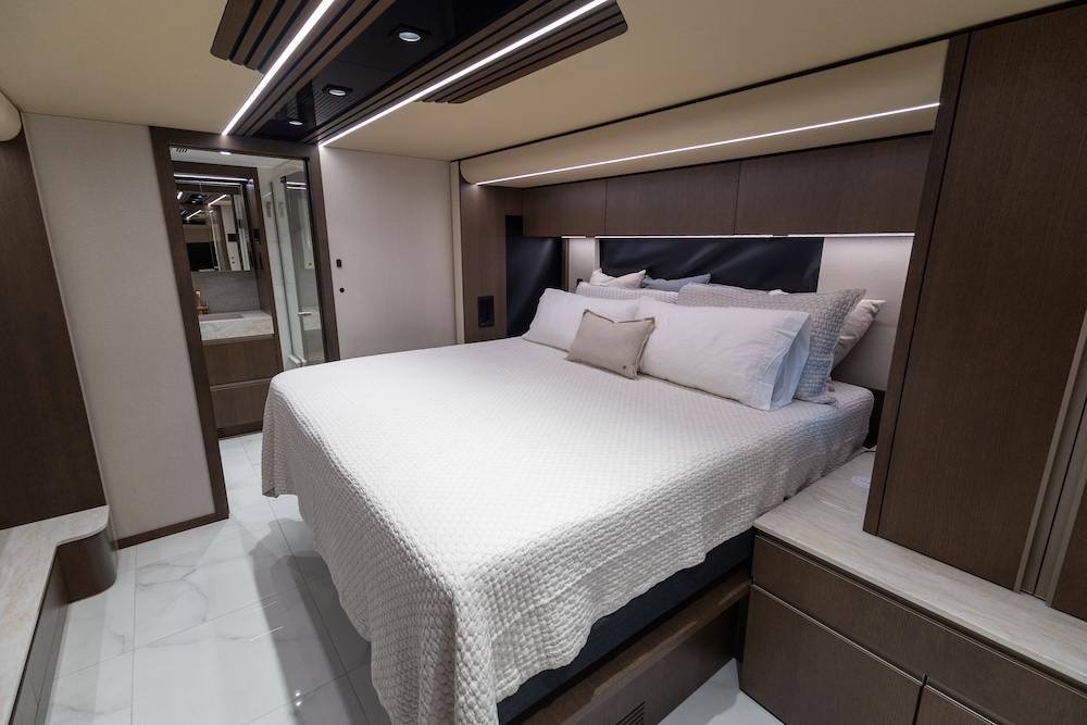 2027 Prevost Loki H3-45 For Sale