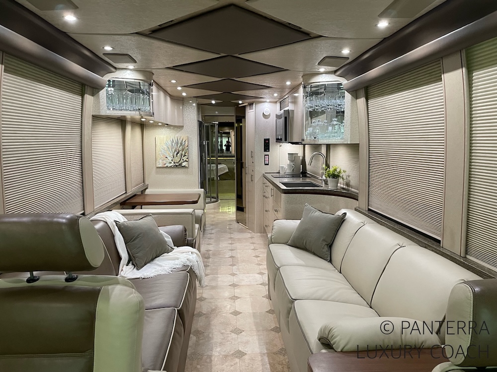 2003 Prevost Marathon XLII For Sale