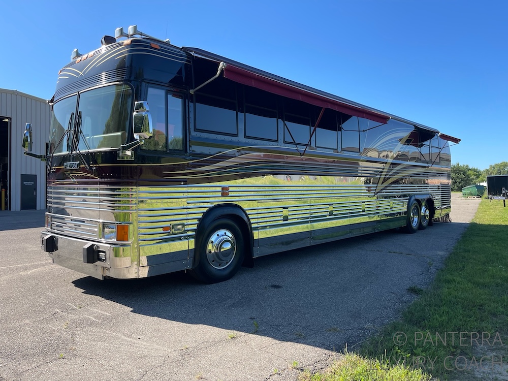 1999 Prevost Angola XL For Sale