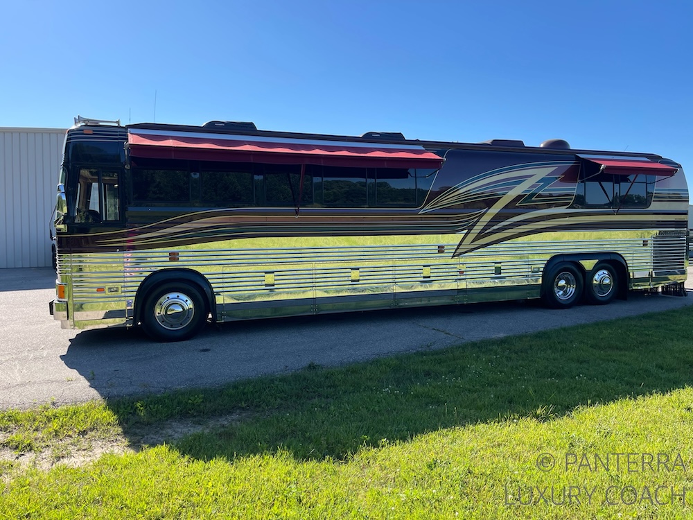 1999 Prevost Angola XL For Sale