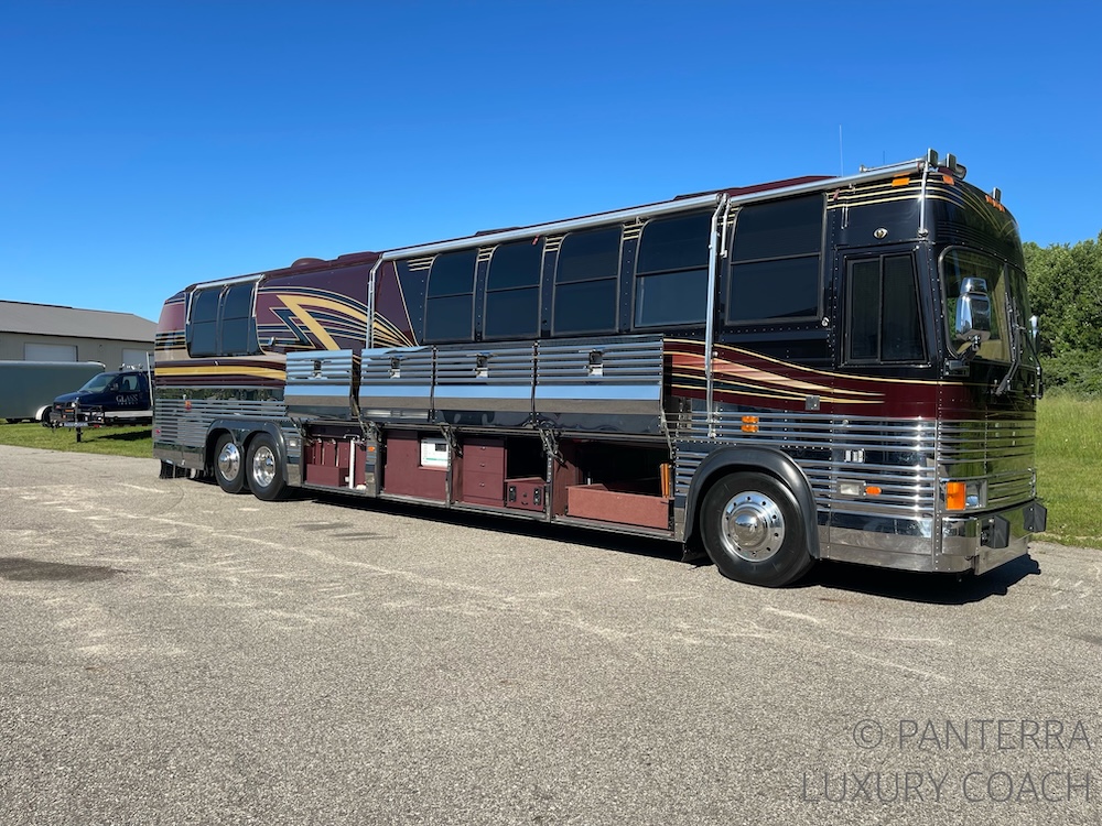 1999 Prevost Angola XL For Sale